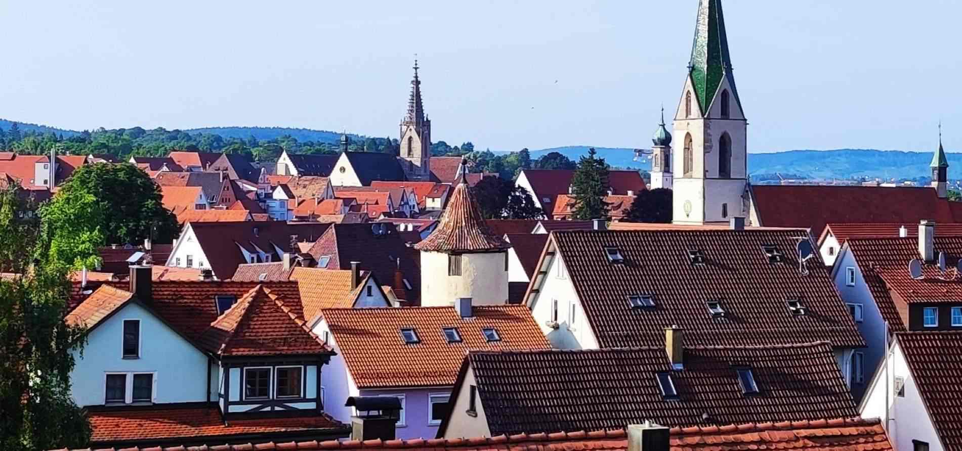 72108 Rottenburg am Neckar - Panoramaaussicht - Dom - Ehgner Kirche - Pulverturm und Altstadtdächer