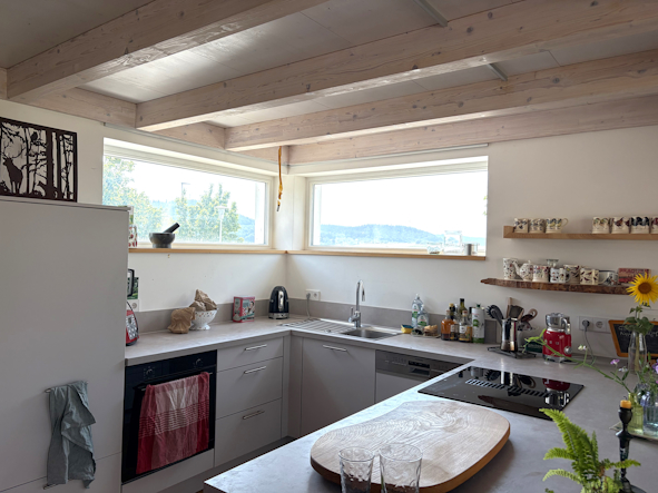 Voll ausgestattete moderne Küche im Tiny House Rottenburg