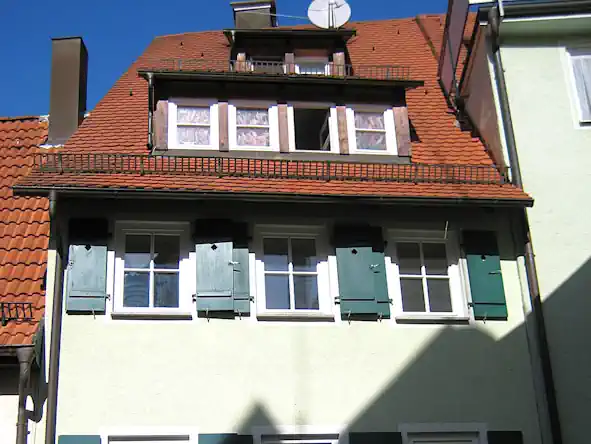 3-Zimmer-Wohnung mieten Rottenburg Altstadt Außenansicht Gebäude